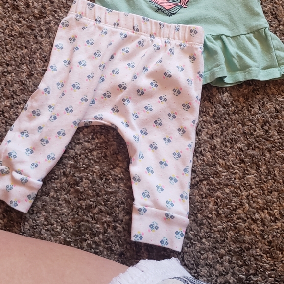 Matching outfit - Picture 2 of 2